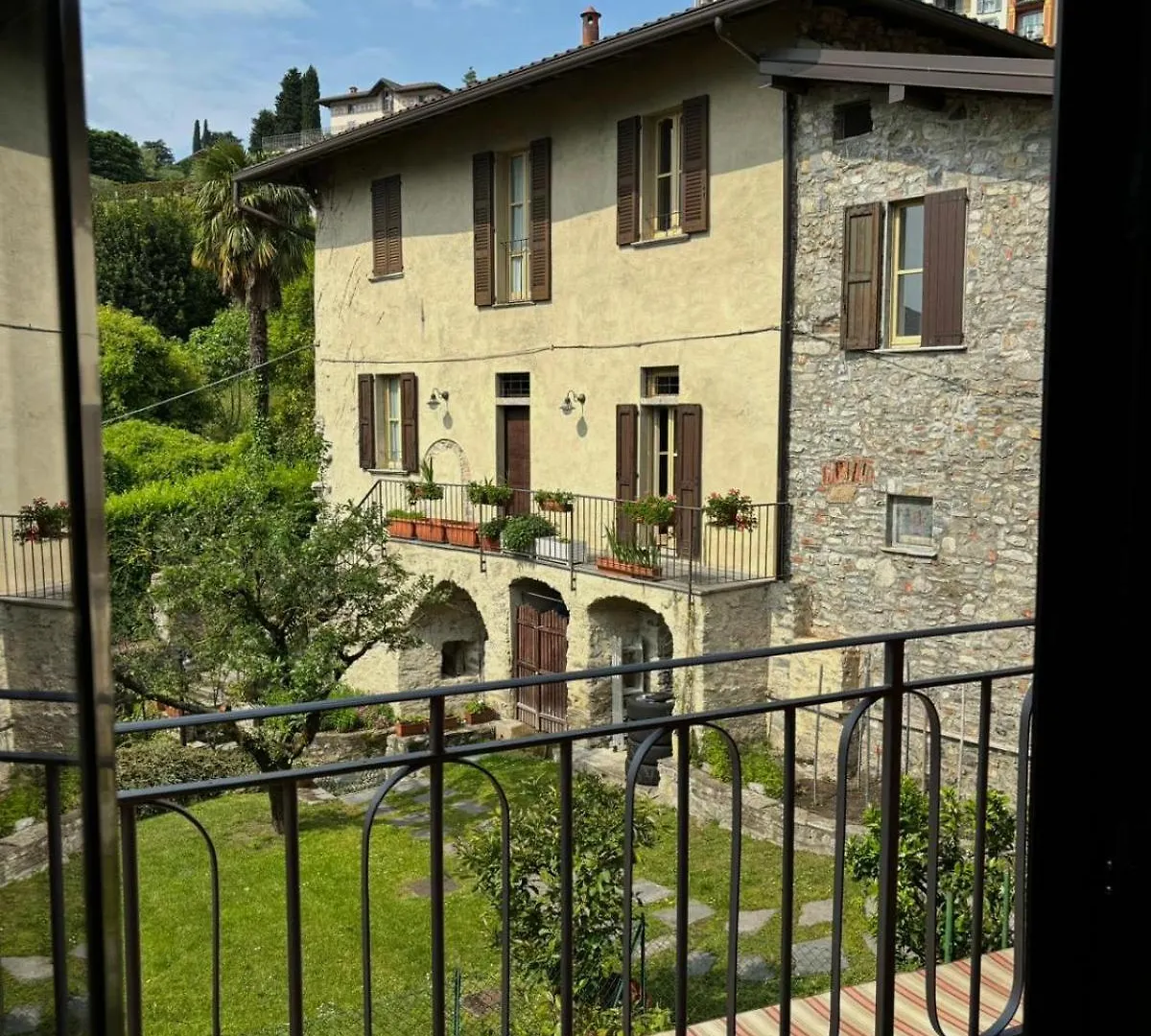 Miralago B&B And Apartments Bellagio 2*,  Italia