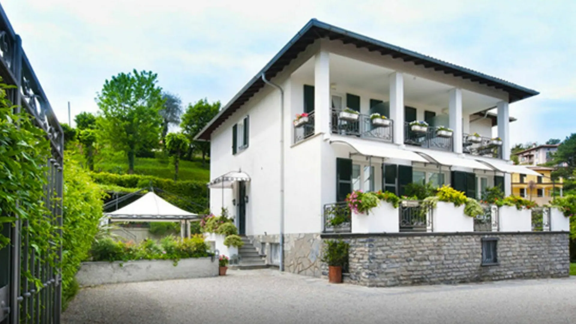 Miralago B&B And Apartments Bellagio 2*,  Italia
