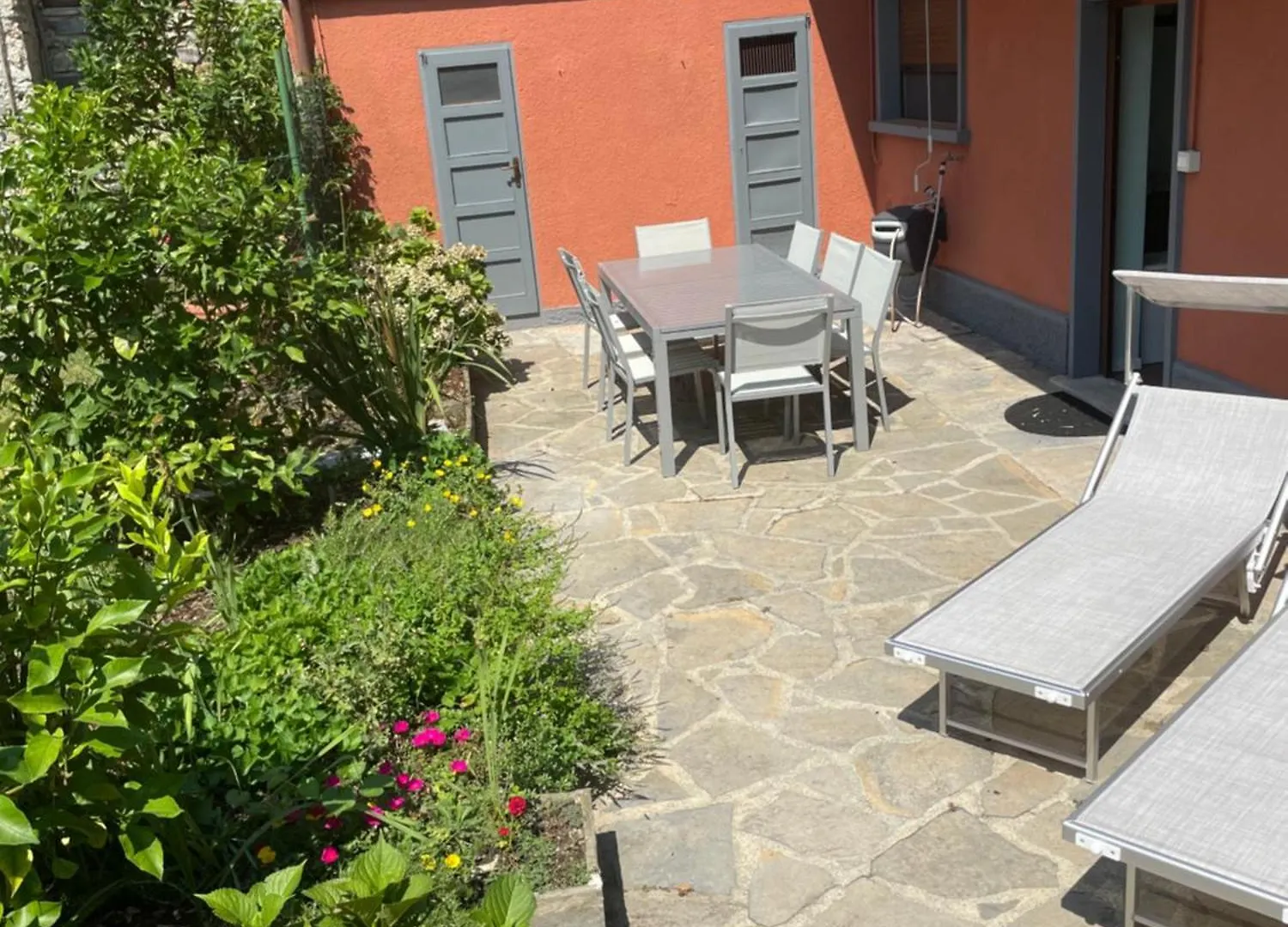 Miralago B&B And Apartments Bellagio 2*,